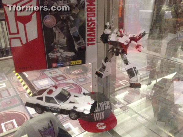 BotCon 2014 Hasbro Booth Images Dinobots Knights Of Unicron  (26 of 87)